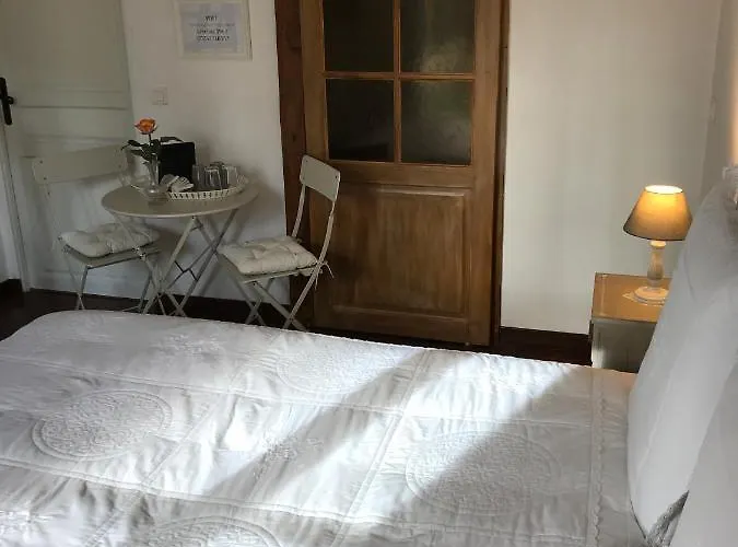 Rose Garden Mezzanine Giverny